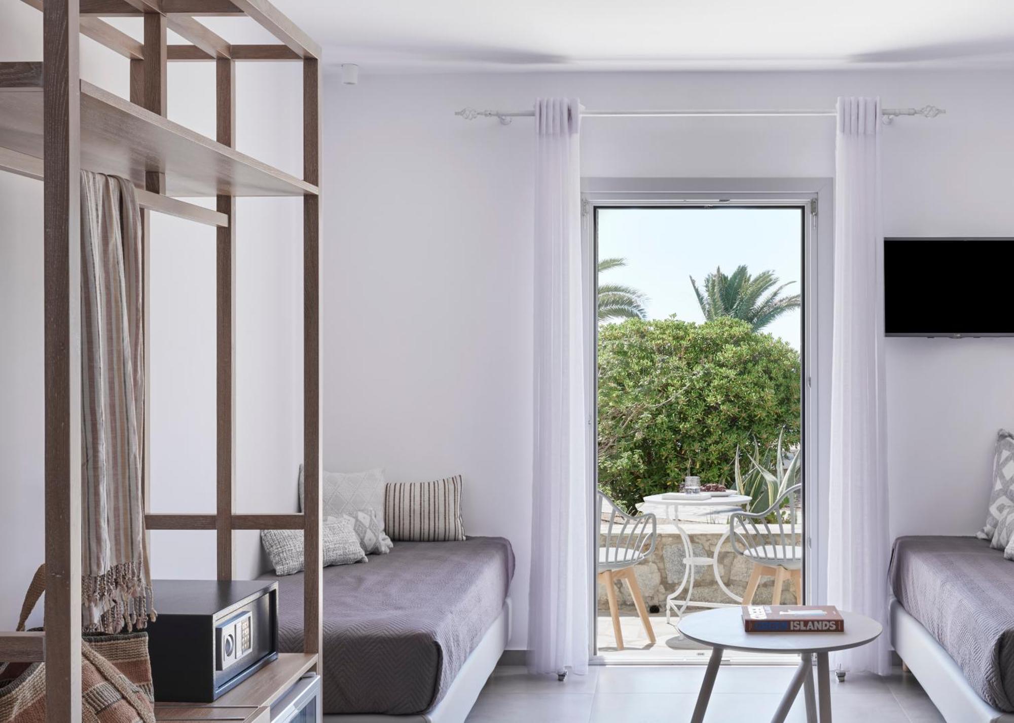 Myconian Sunrise Relais & Chateaux Hotel Agrari  Room photo