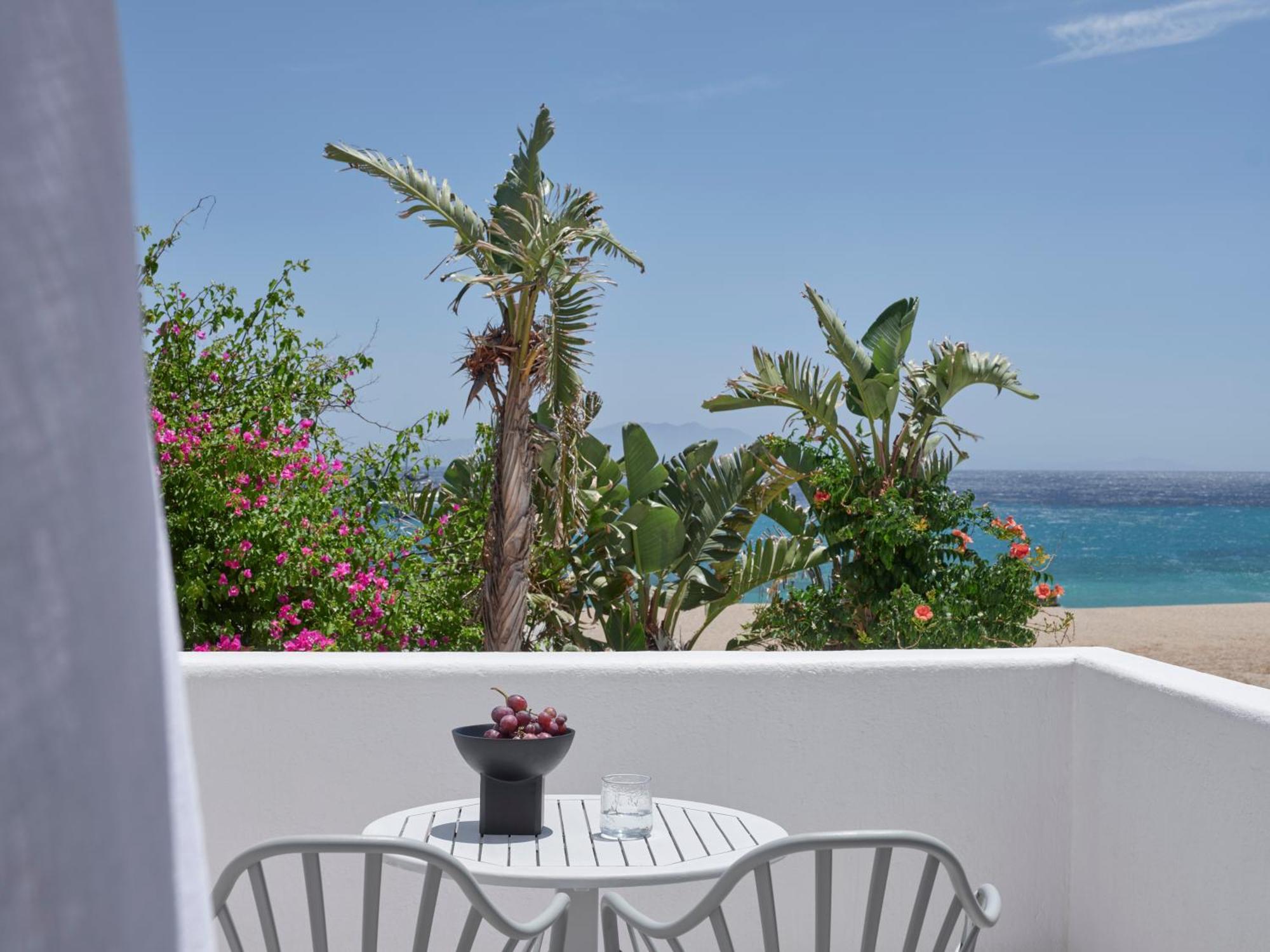 Myconian Sunrise Relais & Chateaux Hotel Agrari  Room photo